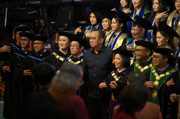 Pengurusan Dokumen Akademik menjadi lebih mudah di UC Makassar