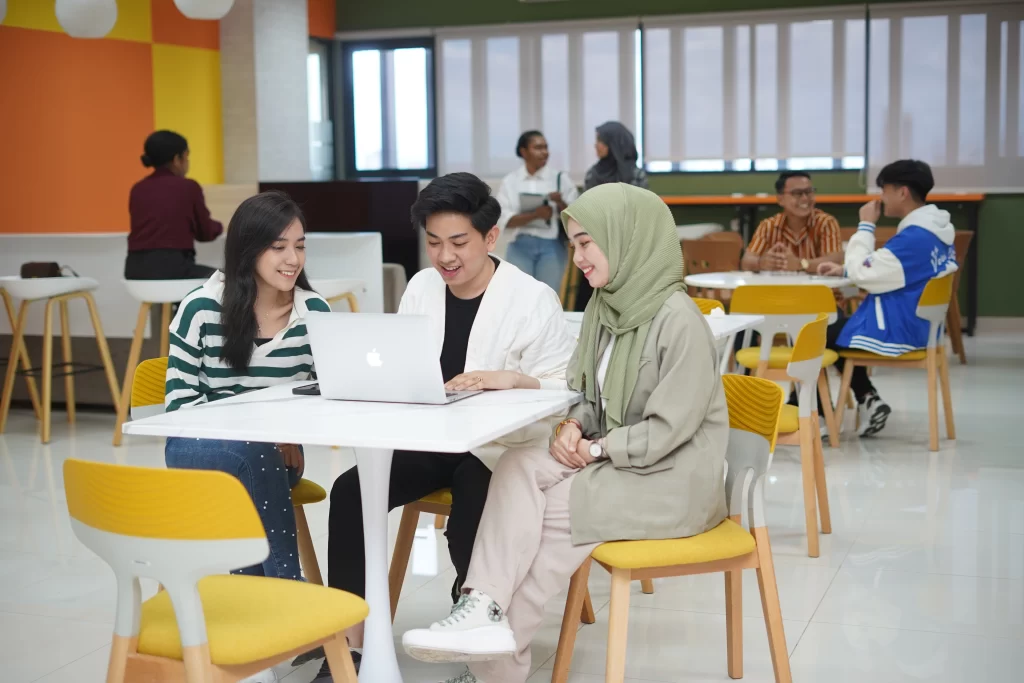 Alasan memilih jurusan manajemen