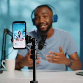 menjadi content creator