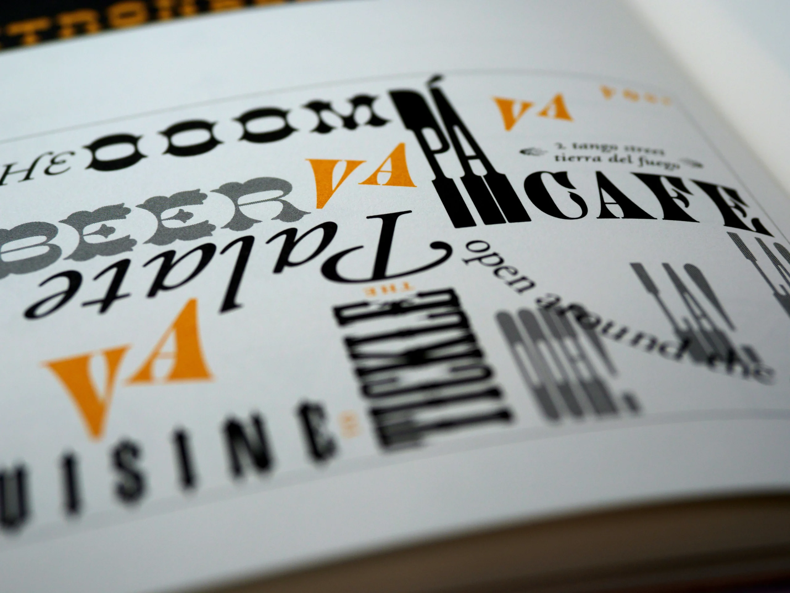 perbedaan serif dan sans serif