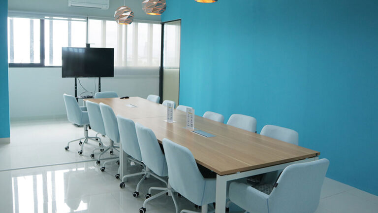 Meeting Room Program Studi Informatika Kampus Ciputra Makassar