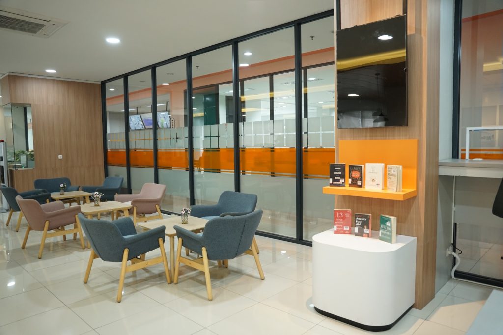 Fasilitas Perpustakaan Kampus Ciputra Makassar